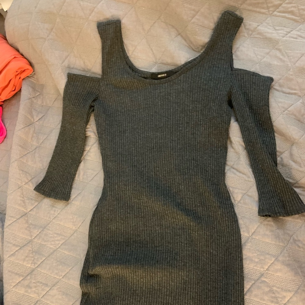 Dress - Picture 2 of 3